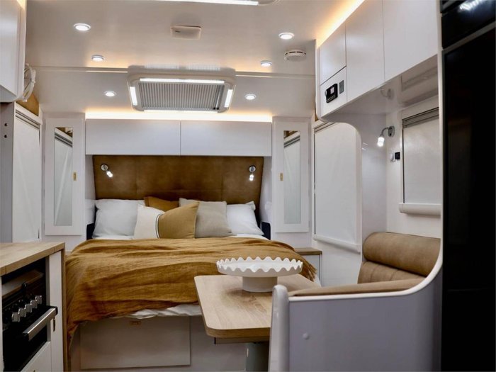 2025 Wonderland RV Amaroo 18Ft