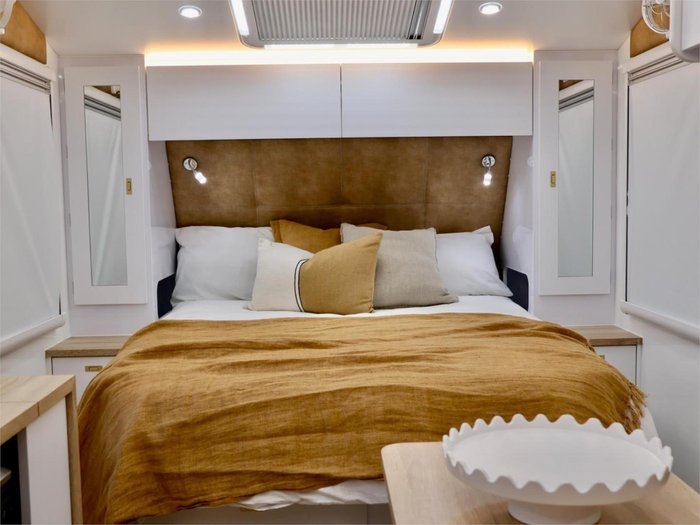 2025 Wonderland RV Amaroo 18Ft