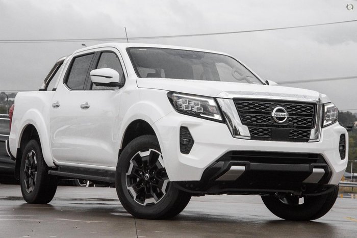 2025 Nissan Navara ST-X
