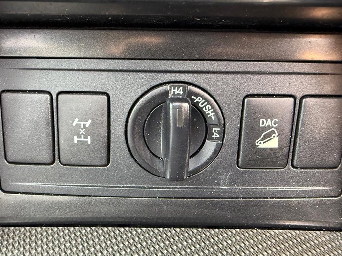 2014 Toyota Landcruiser Prado Altitude