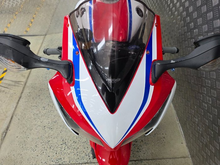2012 Honda CBR1000RR (FIREBLADE) RED