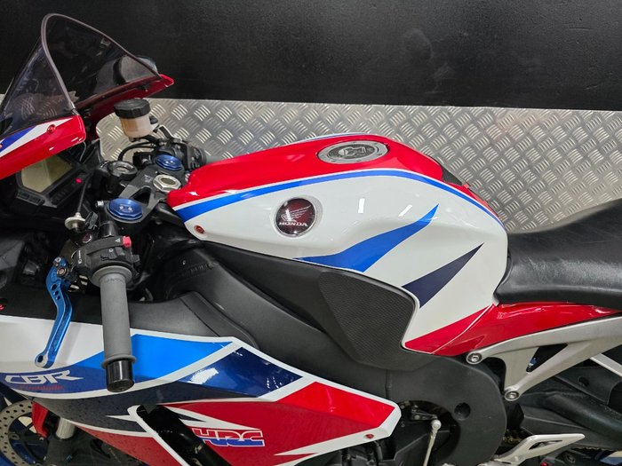 2012 Honda CBR1000RR (FIREBLADE) RED