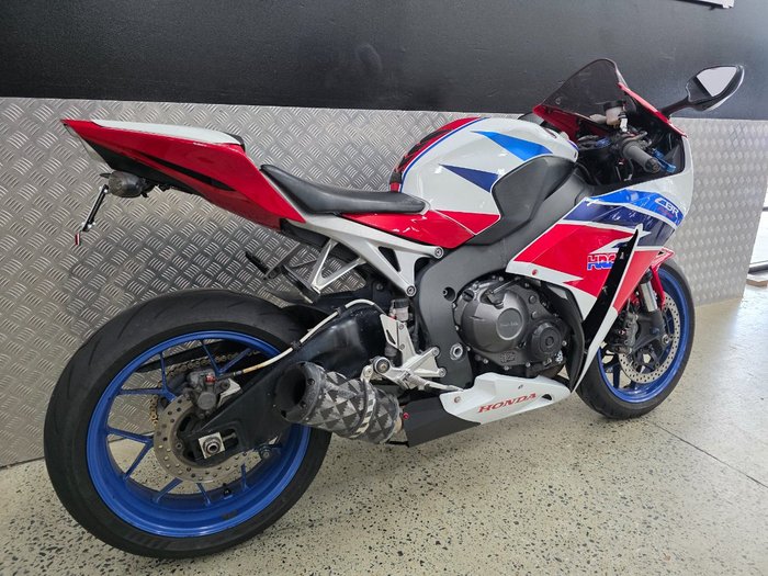 2012 Honda CBR1000RR (FIREBLADE) RED