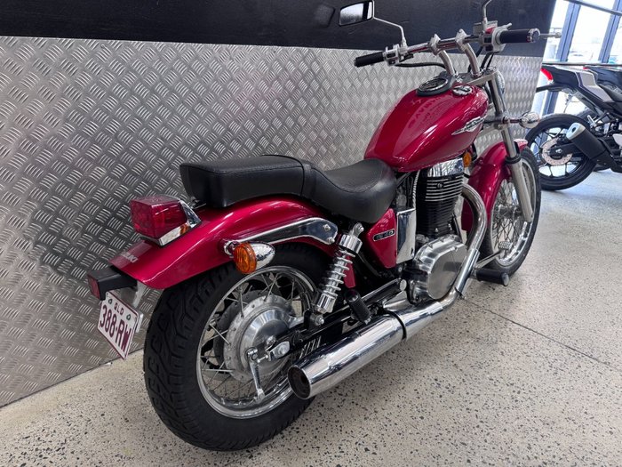 2014 Suzuki BOULEVARD S40 RED
