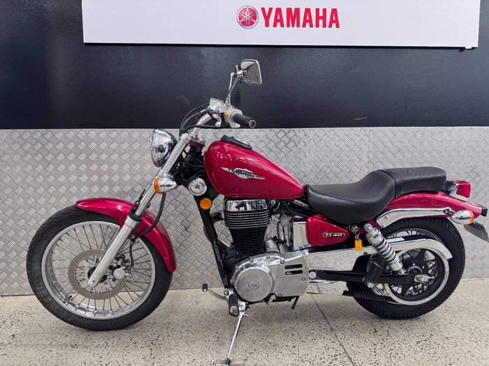 2014 Suzuki BOULEVARD S40 RED