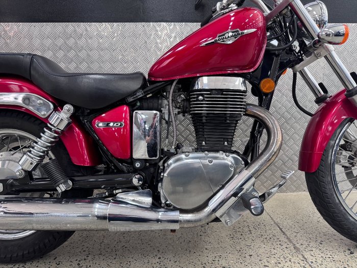 2014 Suzuki BOULEVARD S40 RED