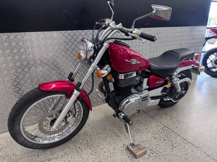 2014 Suzuki BOULEVARD S40 RED