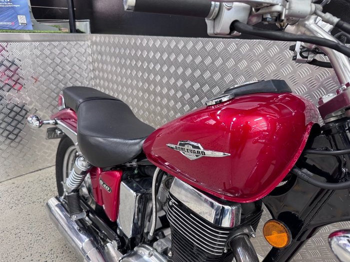 2014 Suzuki BOULEVARD S40 RED