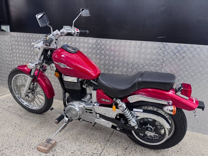 2014 Suzuki BOULEVARD S40 RED