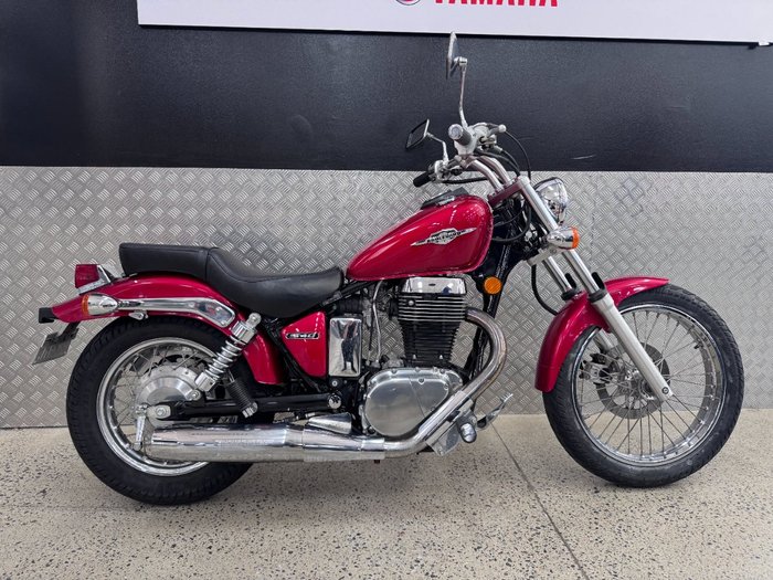 2014 Suzuki BOULEVARD S40 RED