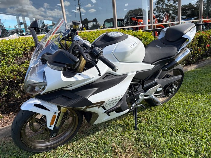 2024 CFMOTO 2024 Cf Moto 450CC 450SR-S NEBULA WHITE