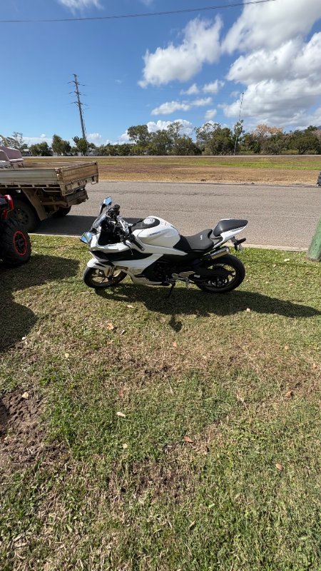 2024 CFMOTO 2024 Cf Moto 450CC 450SR-S NEBULA WHITE