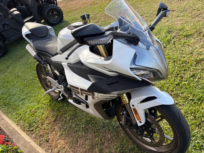 2024 CFMOTO 2024 Cf Moto 450CC 450SR-S NEBULA WHITE