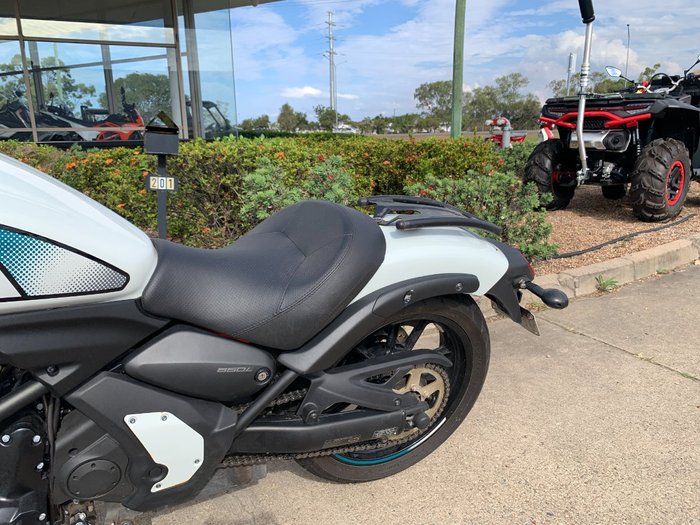2022 Kawasaki VULCAN S SE White