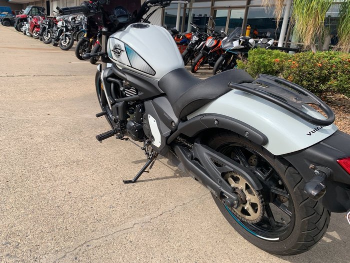 2022 Kawasaki VULCAN S SE White