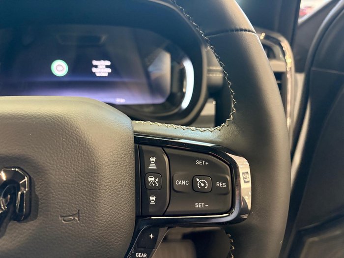 2025 RAM 1500 Limited Hurricane HO RamBox DT MY25 4X4 Dual Range Bright White