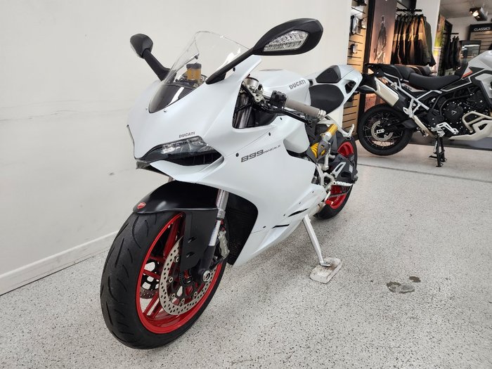2015 DUCATI 899 PANIGALE White