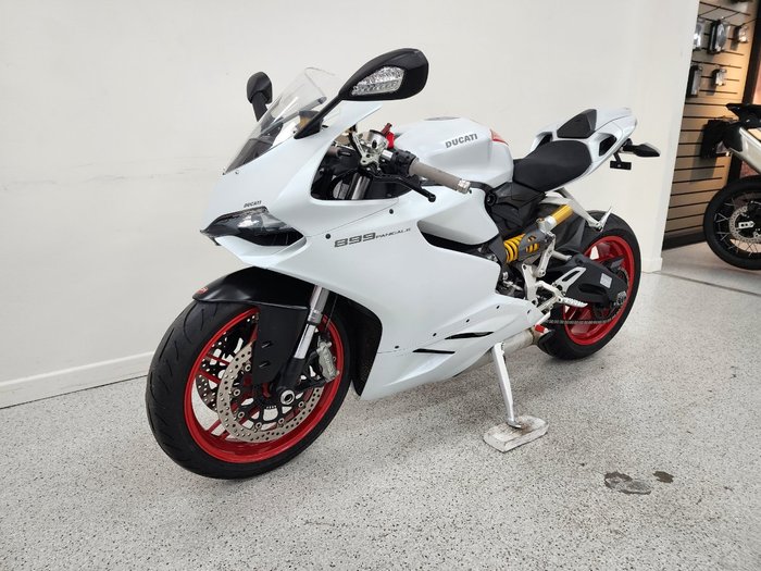 2015 DUCATI 899 PANIGALE White