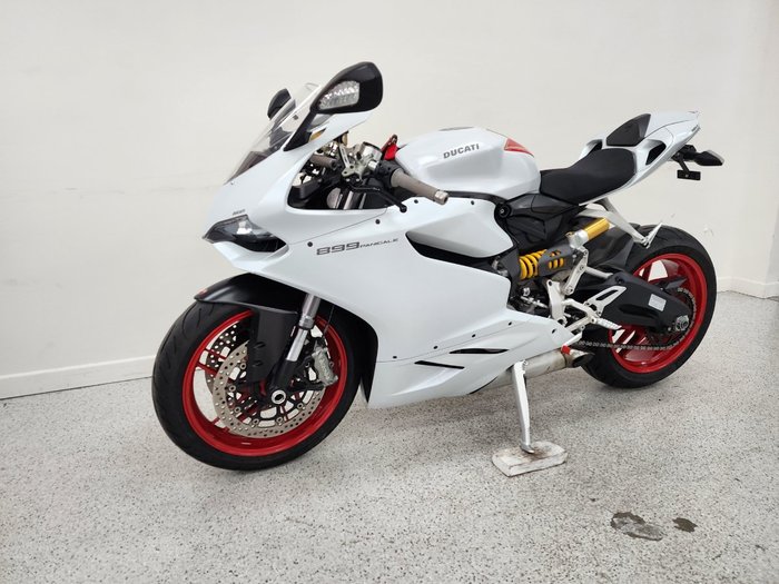 2015 DUCATI 899 PANIGALE White