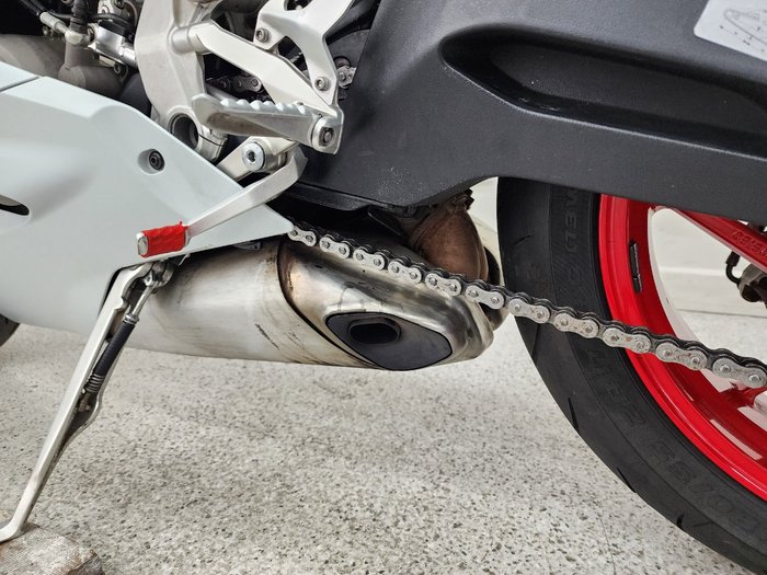 2015 DUCATI 899 PANIGALE White