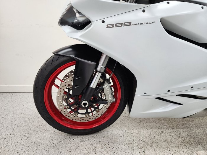 2015 DUCATI 899 PANIGALE White