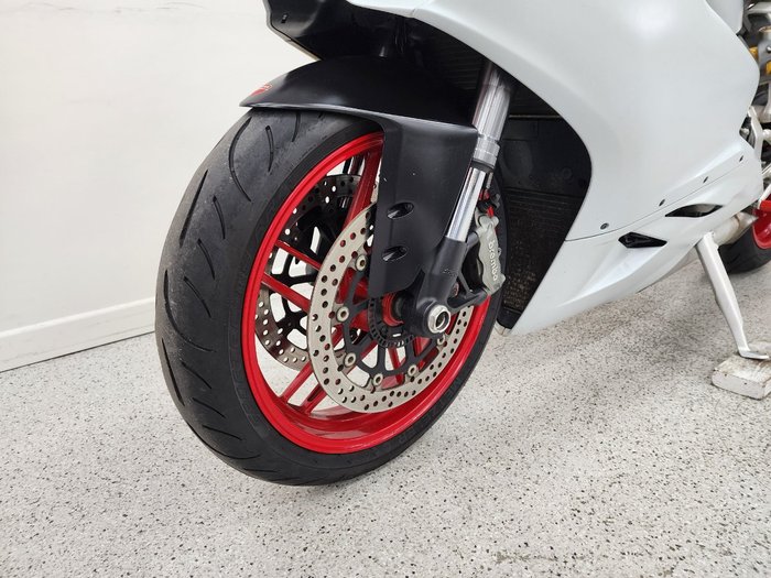 2015 DUCATI 899 PANIGALE White