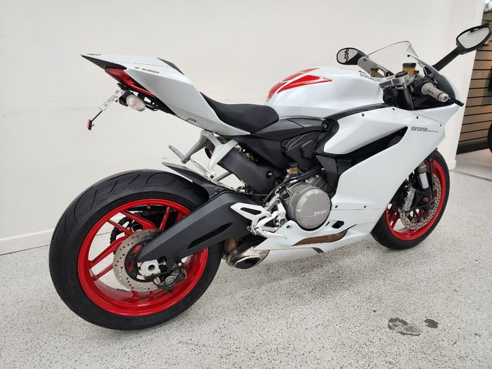 2015 DUCATI 899 PANIGALE White
