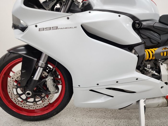 2015 DUCATI 899 PANIGALE White