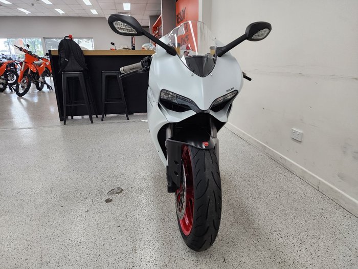 2015 DUCATI 899 PANIGALE White