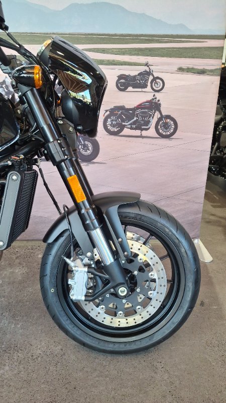 2024 Harley-davidson HD500-10A H-DX X500 Vivid Black