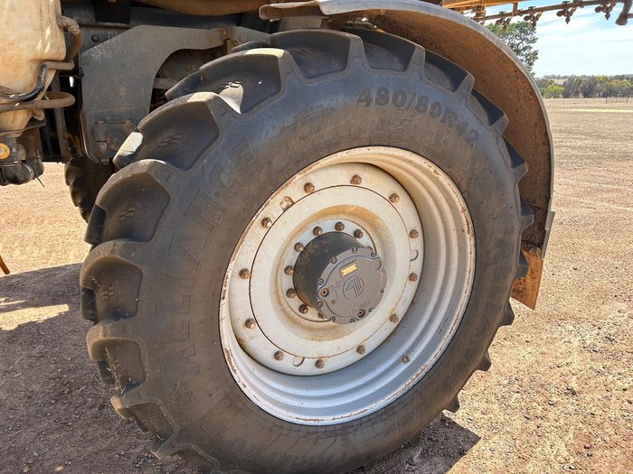 2011 Rogator Rg1300 Sp Sprayer