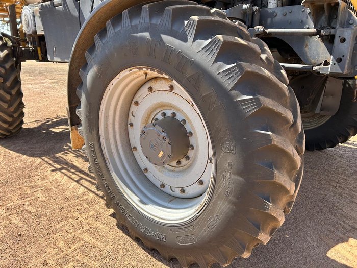 2011 Rogator Rg1300 Sp Sprayer