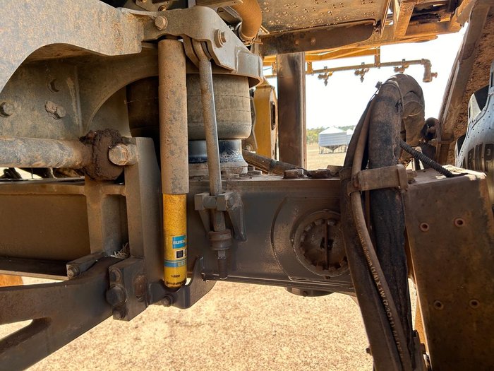 2011 Rogator Rg1300 Sp Sprayer