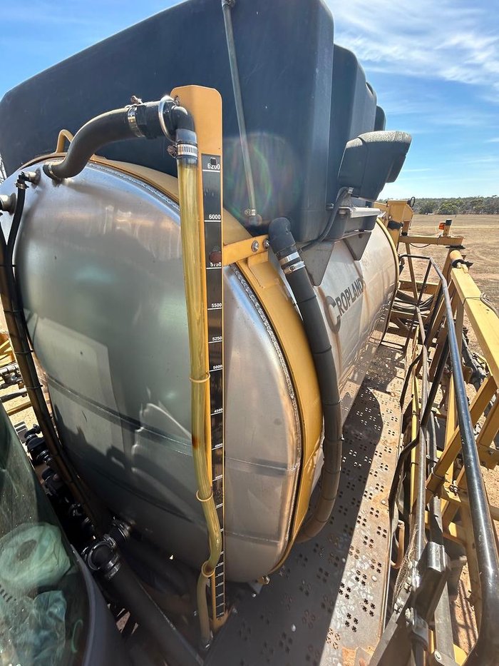 2011 Rogator Rg1300 Sp Sprayer 