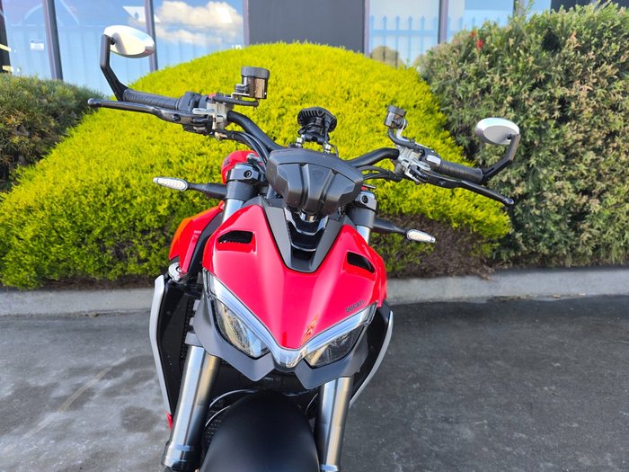 2023 DUCATI STREETFIGHTER V2 Red