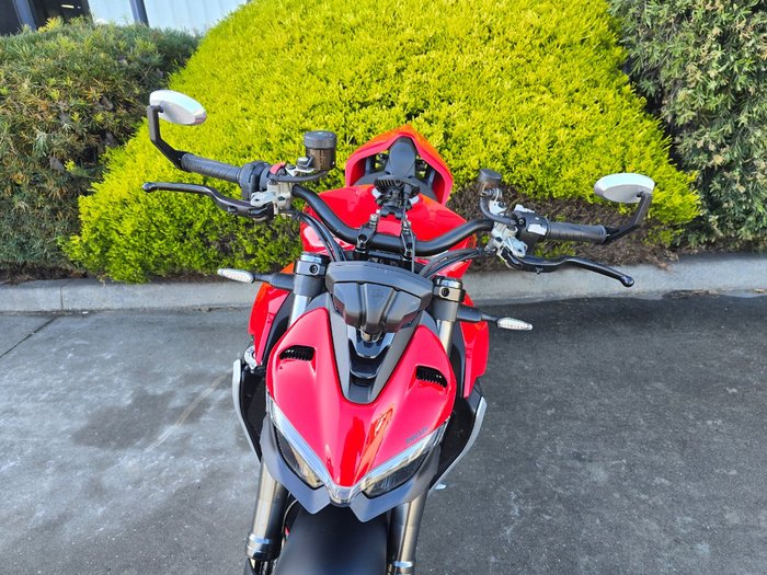 2023 DUCATI STREETFIGHTER V2 Red