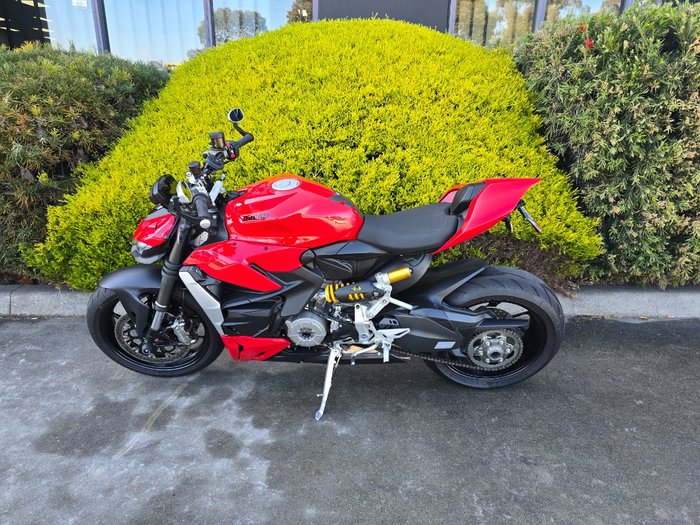 2023 DUCATI STREETFIGHTER V2 Red