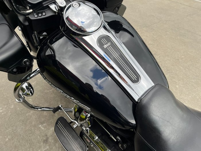 2018 HARLEY-DAVIDSON FLTRX ROAD GLIDE Black