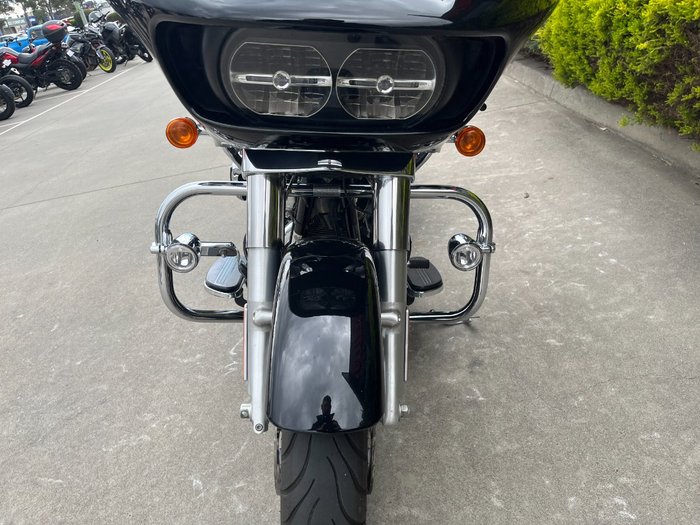 2018 HARLEY-DAVIDSON FLTRX ROAD GLIDE Black