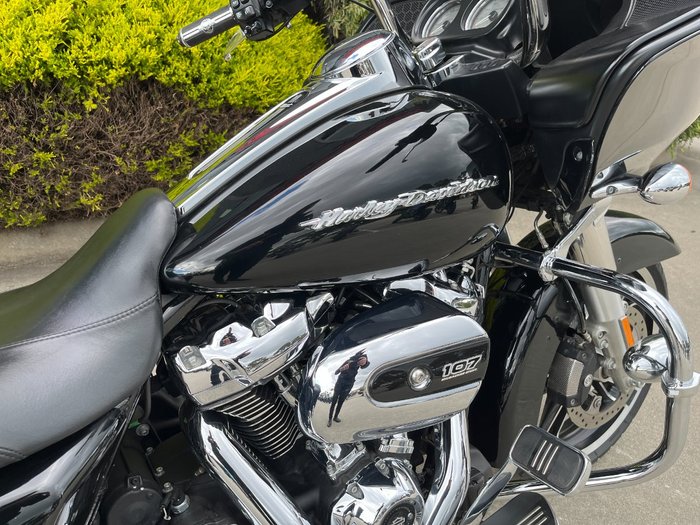 2018 HARLEY-DAVIDSON FLTRX ROAD GLIDE Black