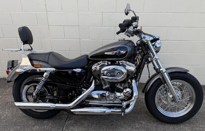 2014 Harley-Davidson 1200 Custom (XL1200C) Sportster