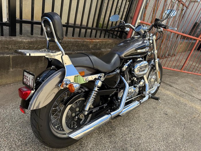 2014 Harley-Davidson 1200 Custom (XL1200C) Sportster