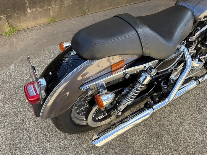 2014 Harley-Davidson 1200 Custom (XL1200C) Sportster