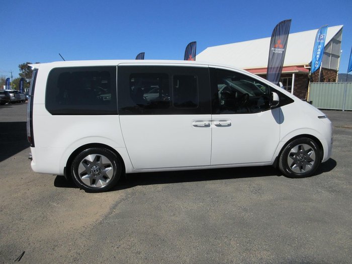 2022 Hyundai STARIA Highlander