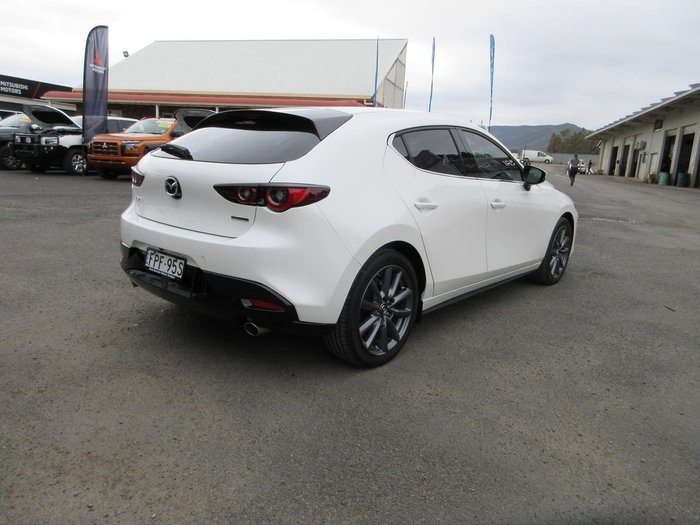 2025 Mazda 3 G25 GT
