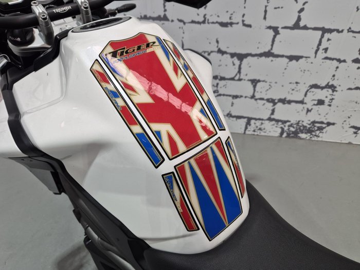 2017 Triumph Tiger Explorer XRx Tiger White