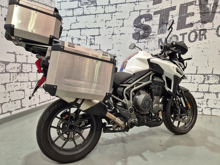 2017 Triumph Tiger Explorer XRx Tiger White
