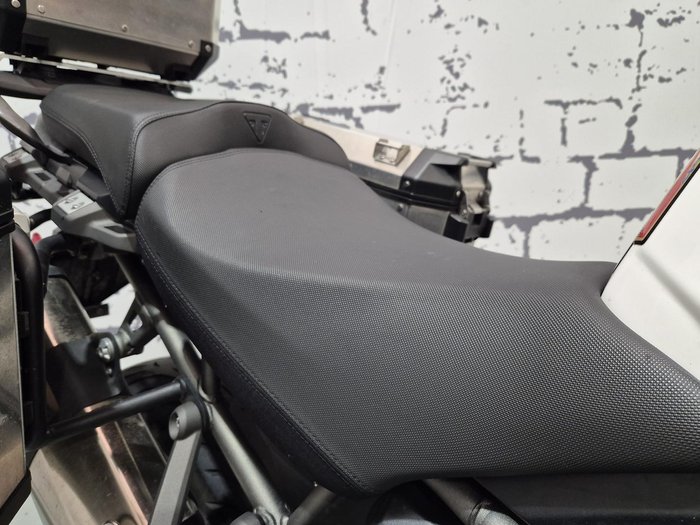2017 Triumph Tiger Explorer XRx Tiger White