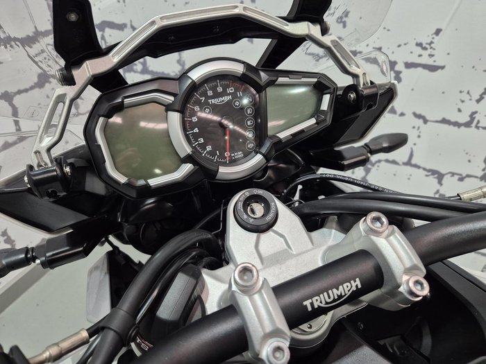 2017 Triumph Tiger Explorer XRx Tiger White