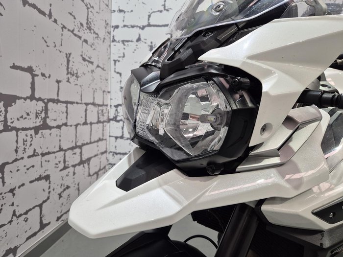 2017 Triumph Tiger Explorer XRx Tiger White
